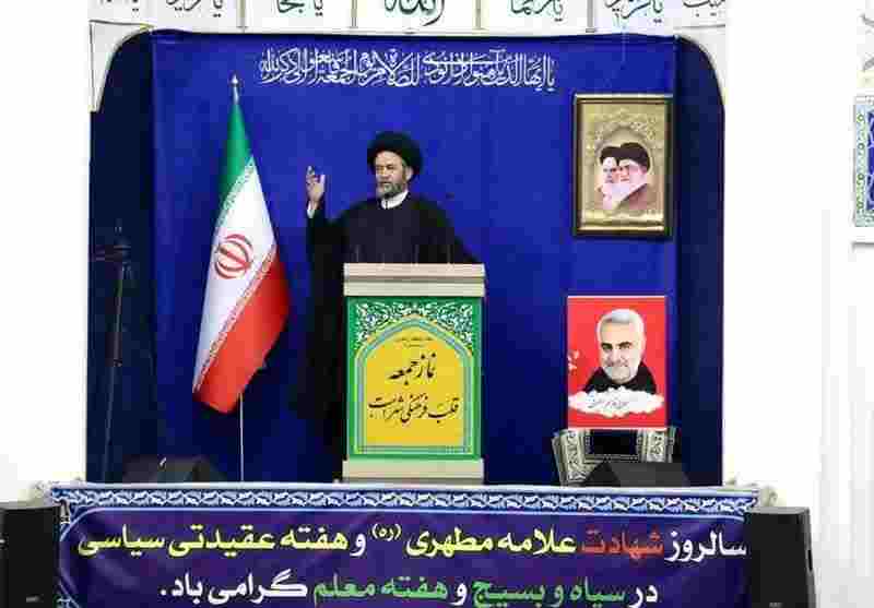   اجرای قانون هماهنگی حقوق برای معلم شایسته‌تر از تجلیل است