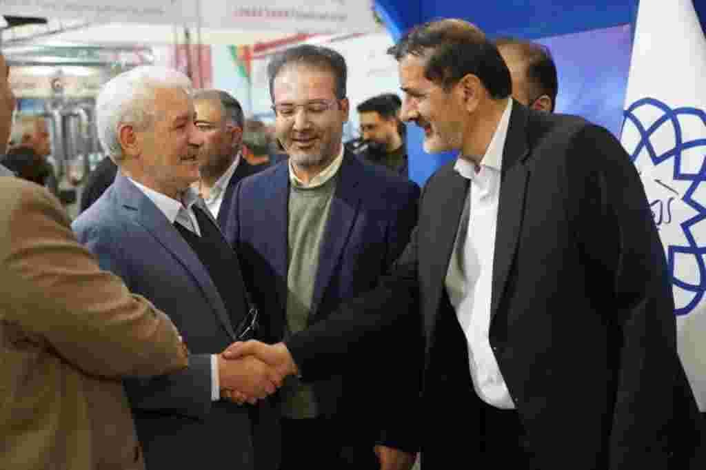 شرکت‌های سرمایه‌گذار با شهرداری اردبیل تفاهم‌نامه امضا کردند