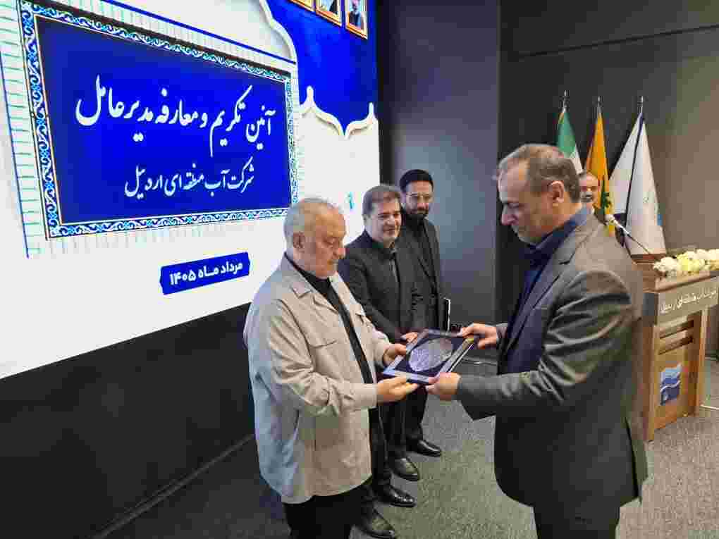 انتخابِ تخصص بر سیاست و شایستگی بر سهم‌خواهی