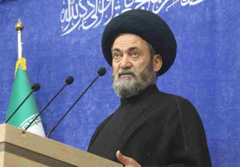  پزشکان احیاگر جامعه بشری در گذر از بیماری‌ها و ناتوانی‌ها هستند
