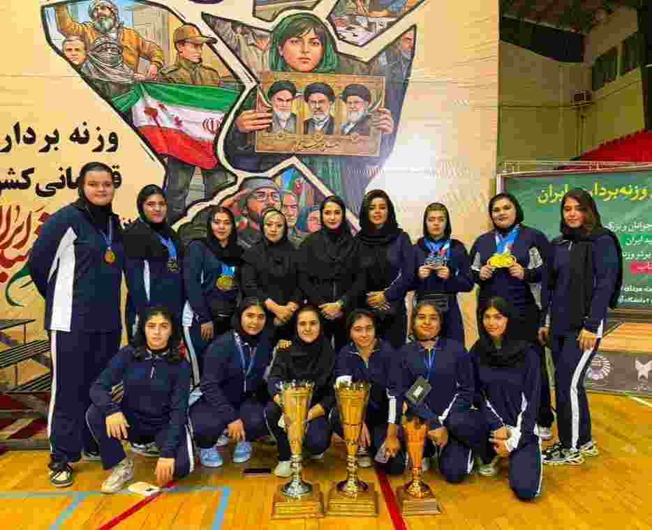  کسب ۲۱ مدال و ۳ کاپ قهرمانی
