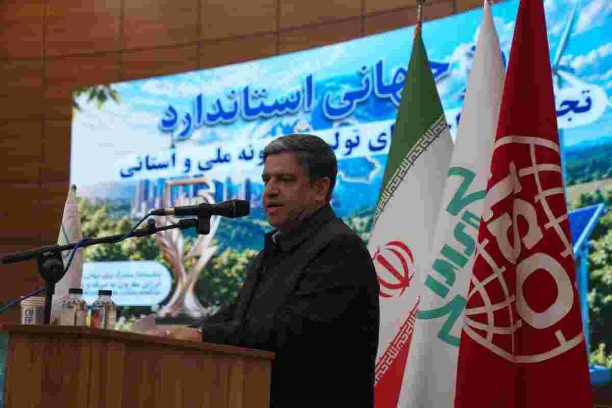 باید بخش کشاورزی و صنعت در کنار هم رشد کنند